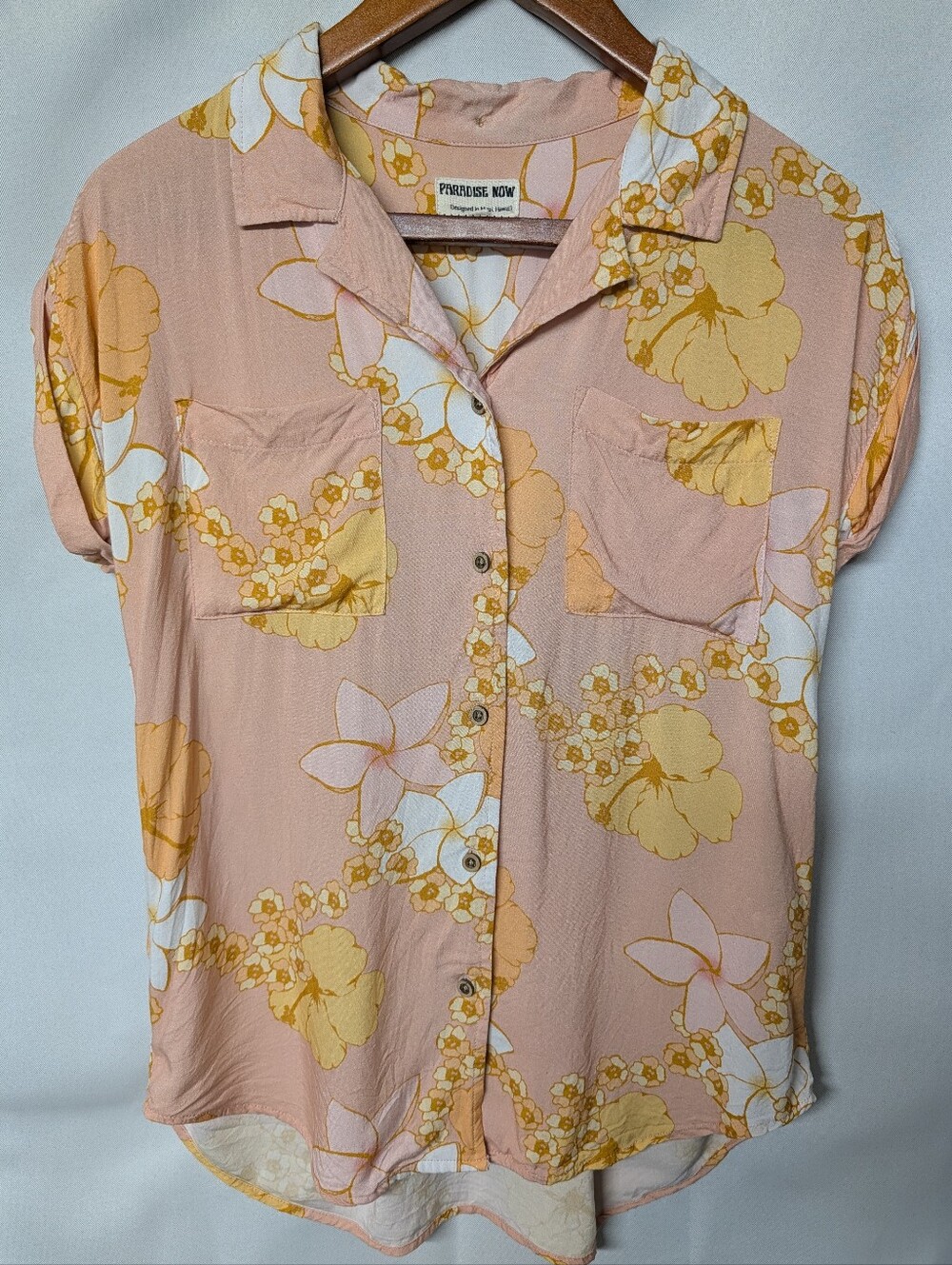 Paradise Now Blush Pink Floral Short-Sleeve Button-Down Shirt Size XS
